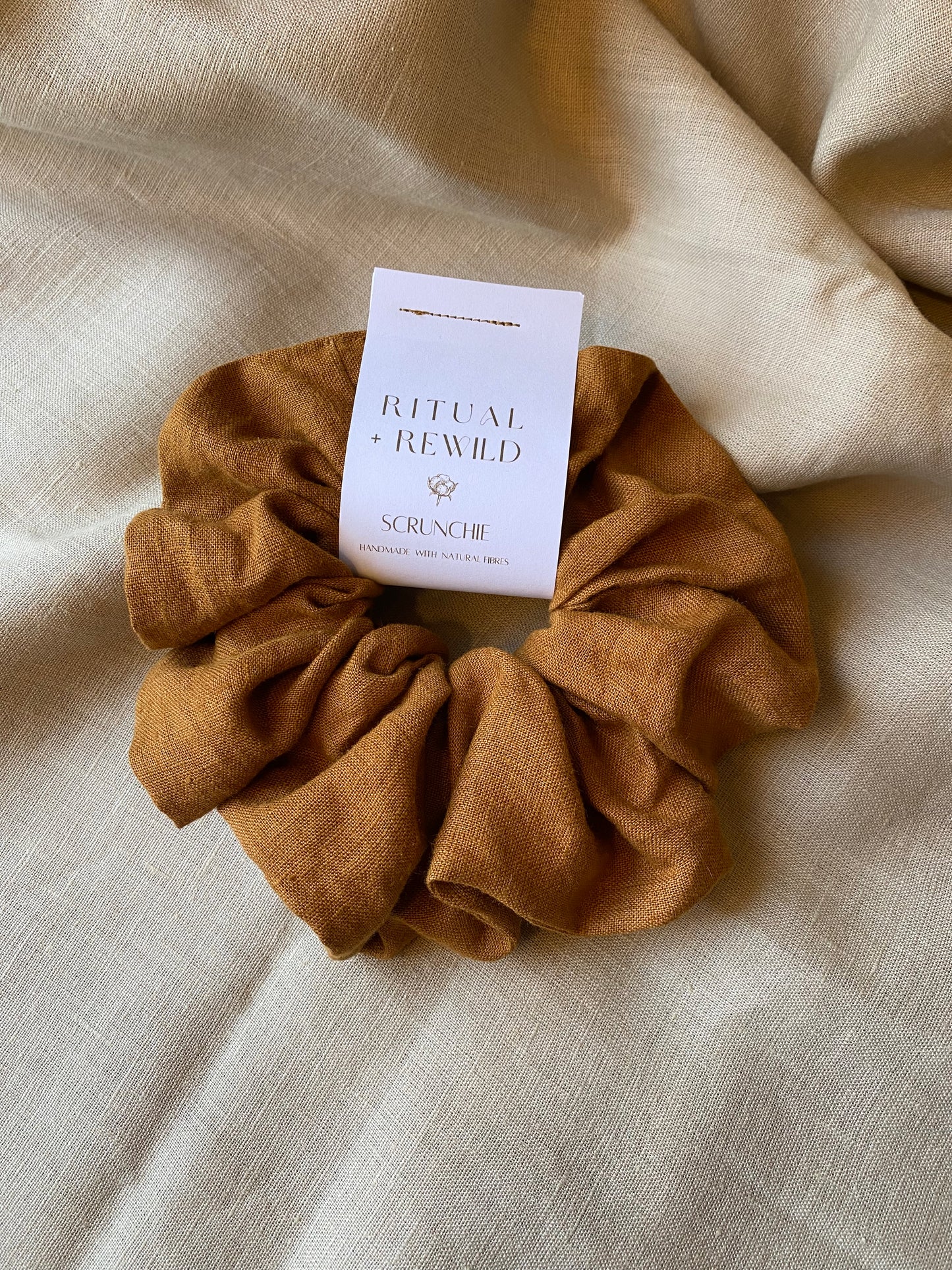 CHAI Linen Scrunchie